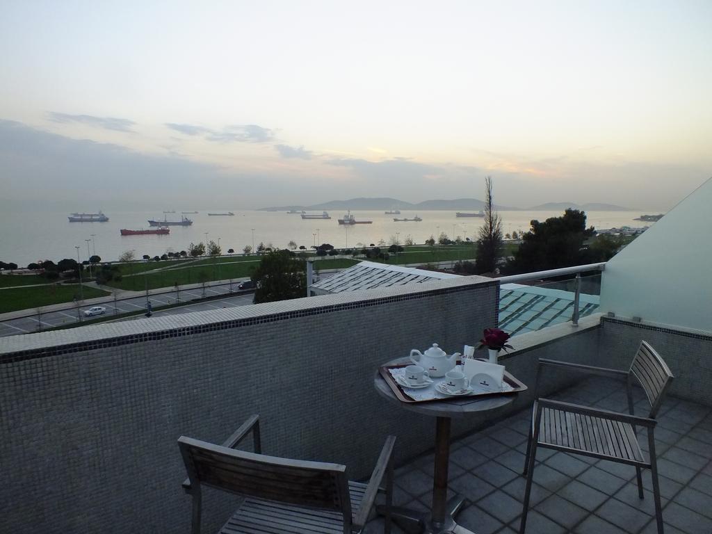 Kndf Marine Hotel Istanbul Bagian luar foto