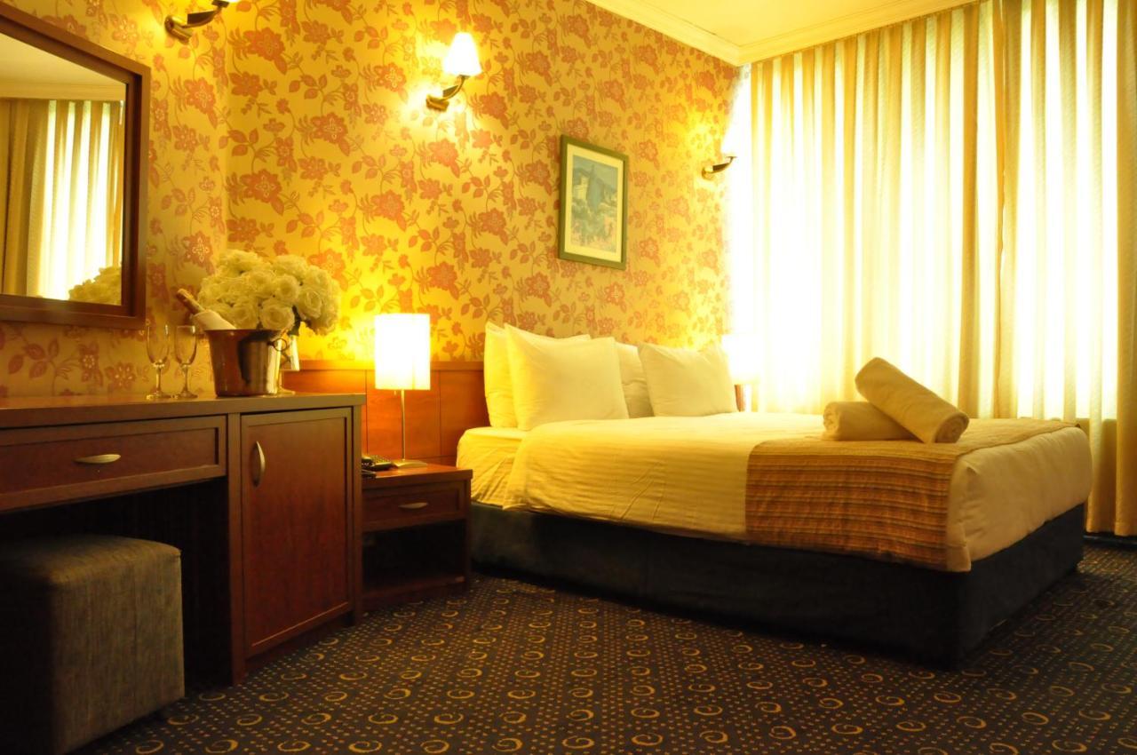 Kndf Marine Hotel Istanbul Bagian luar foto