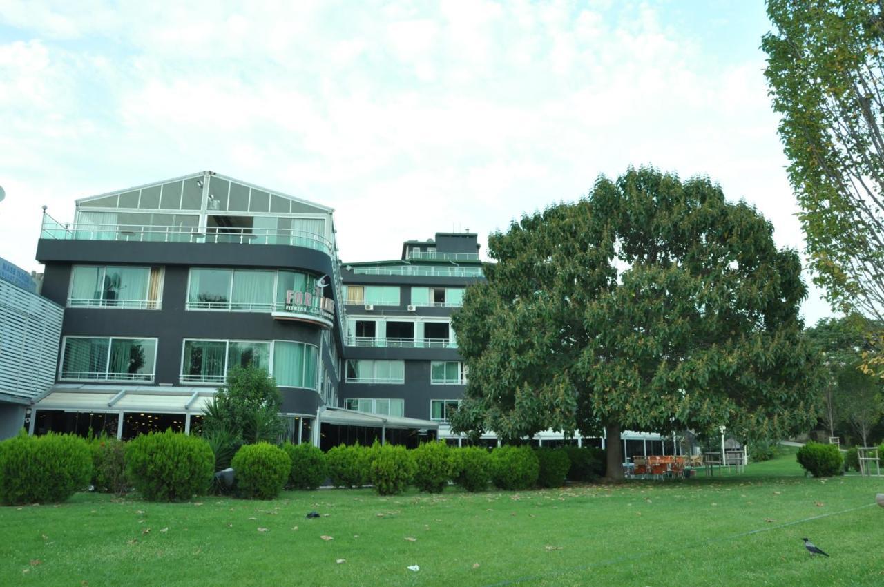 Kndf Marine Hotel Istanbul Bagian luar foto
