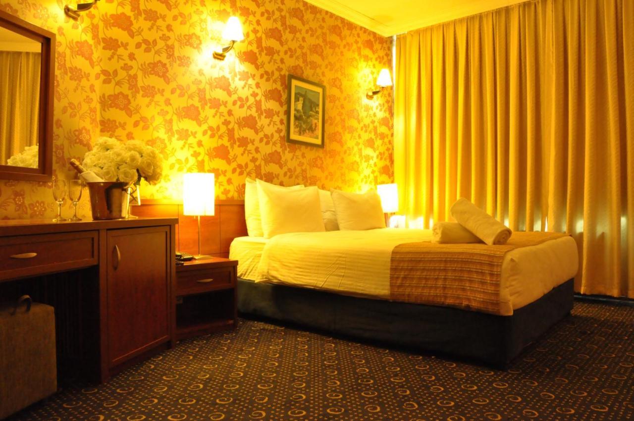 Kndf Marine Hotel Istanbul Bagian luar foto