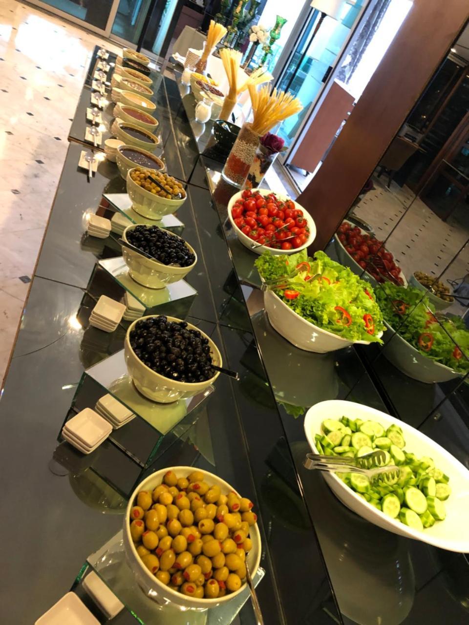Kndf Marine Hotel Istanbul Bagian luar foto